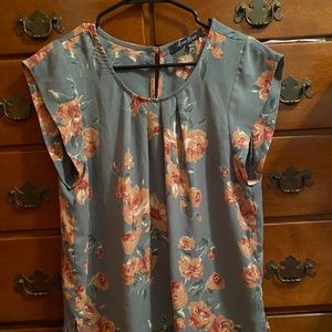Floral top